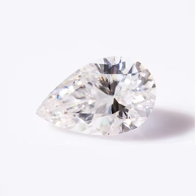 Moissanite Pear (Gota)